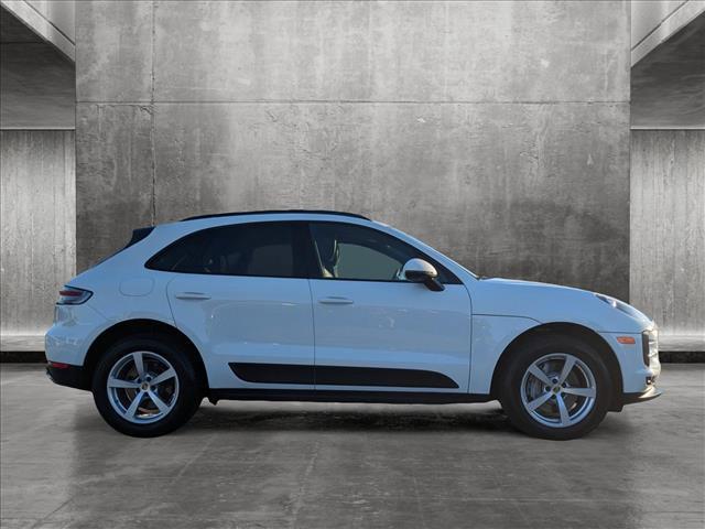2021 porsche macan base