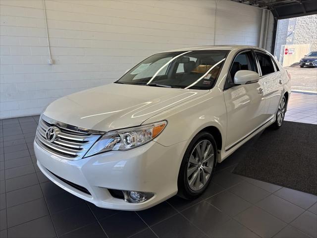 2011 toyota avalon limited
