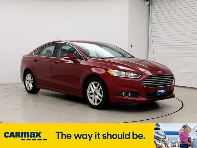 2015 ford fusion se