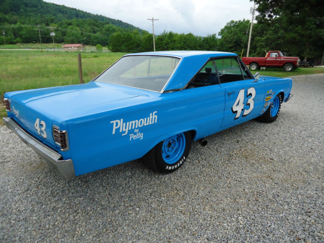 1966 plymouth belvedere 2 dr.ht richard petty tribute car look!