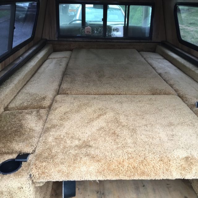 low mileage ! super clean 1990 ranger 4x4