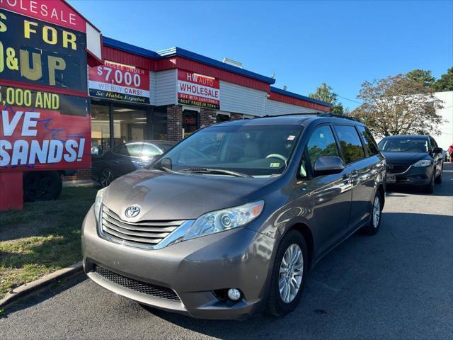 2012 toyota sienna xle
