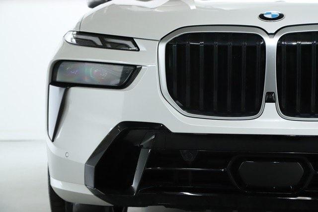 2024 bmw x7 m60i