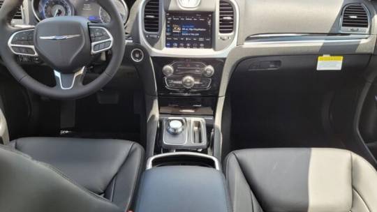 2023 Chrysler 300