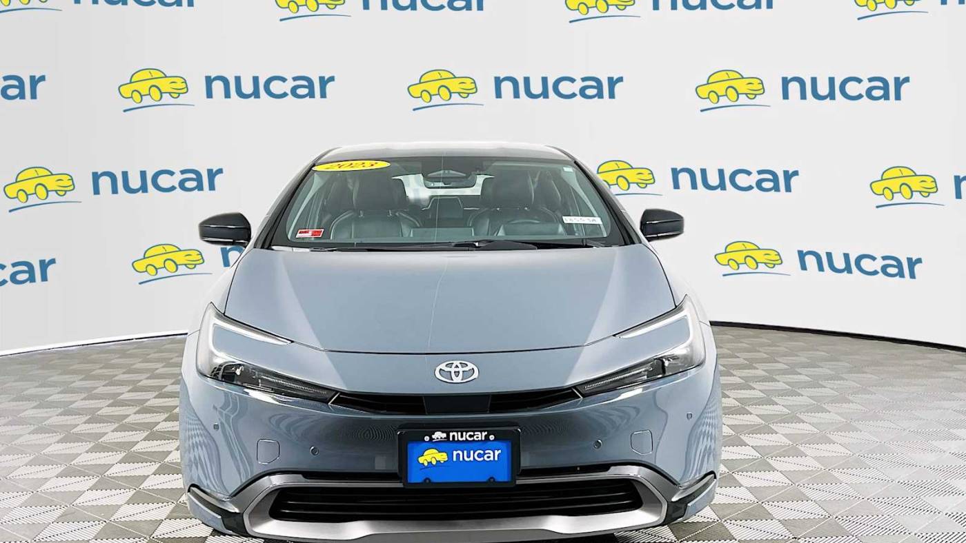 2023 toyota prius xle