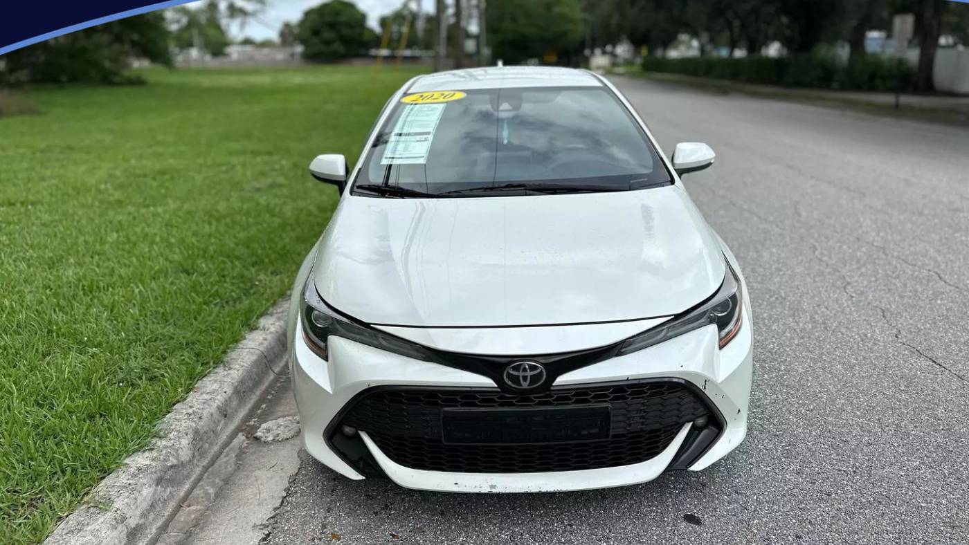2020 toyota corolla hatchback se