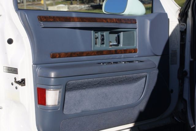 1994 buick roadmaster hearse white with blue cloth interior