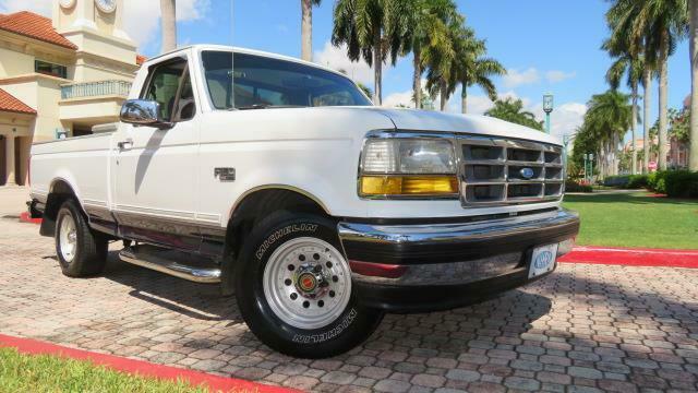 1993 ford f-150 xlt short bed styleside 5.0 liter v8 rust free super clean truck