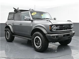 2022 Ford Bronco outer banks advanced