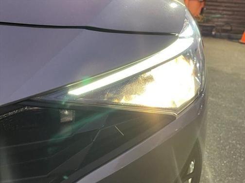 2023 hyundai elantra hev