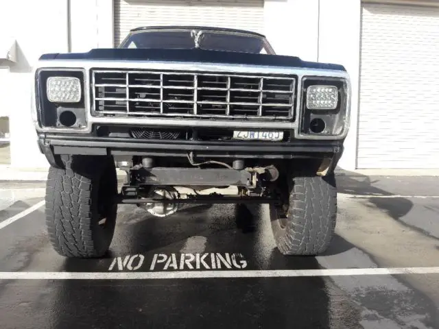 4x4 84 dodge ramcharger
