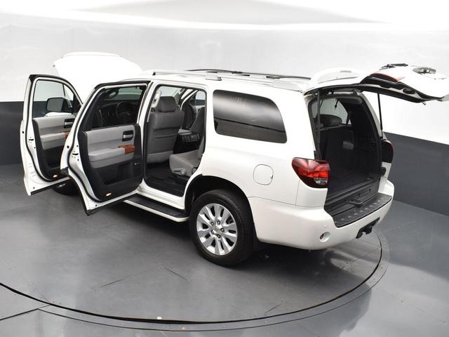 2021 toyota sequoia platinum