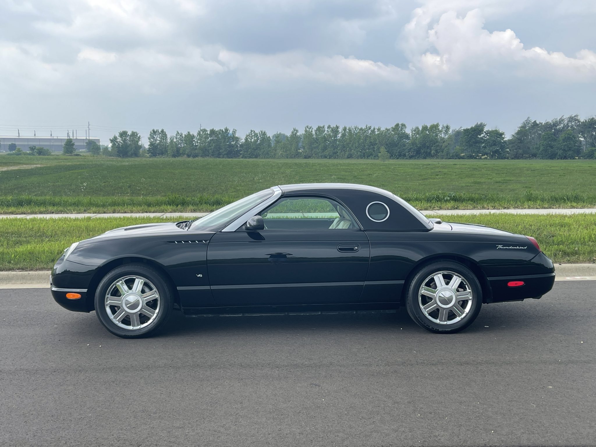 2004 ford thunderbird