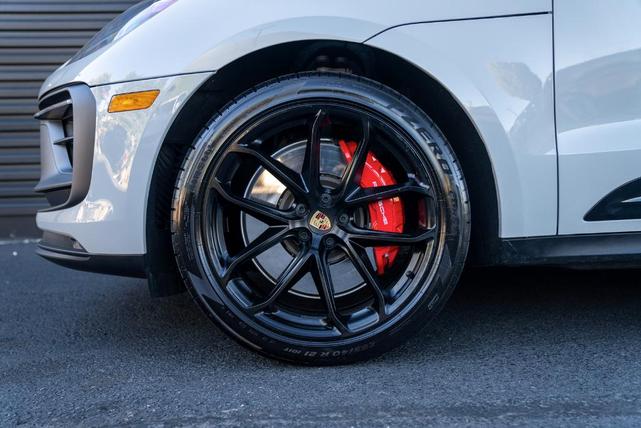 2024 porsche macan gts