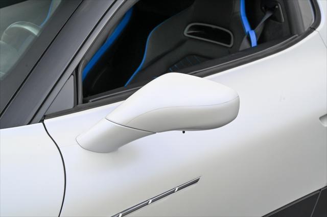 2022 maserati mc20 coupe