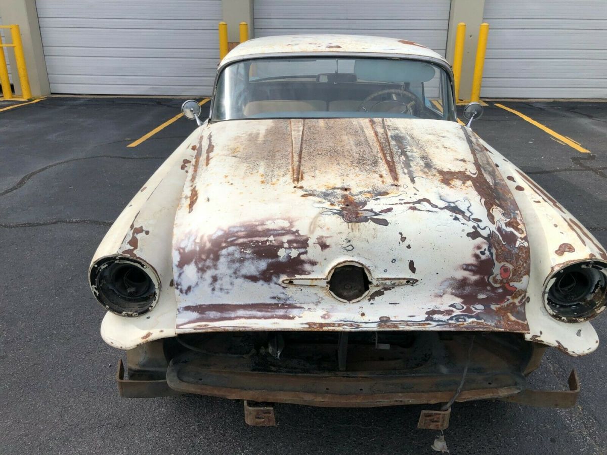 1956 oldsmobile 88 2 door hardtop no post