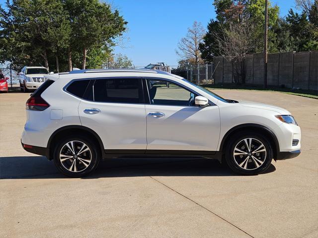 2020 nissan rogue sv