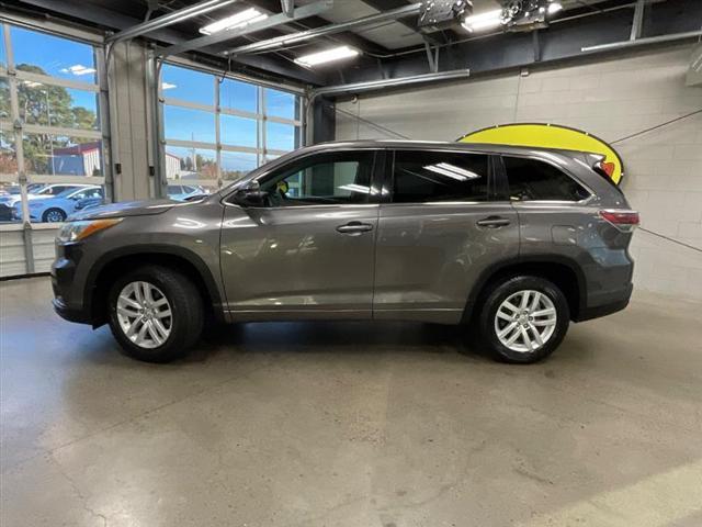 2015 toyota highlander le