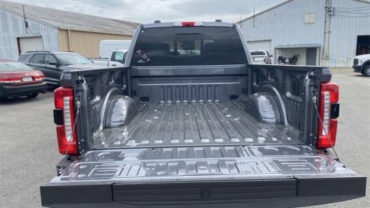 new 2024 ford super duty f-250 xl crew cab 6.75' box 4wd