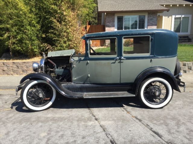 rare-1929 ford model a "briggs" fordor sedan