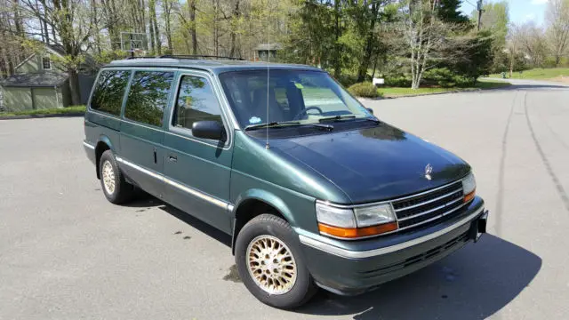 1993 plymouth grand voyager se mini passenger van 3-door 3.3l