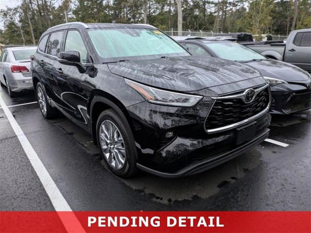 2021 toyota highlander limited