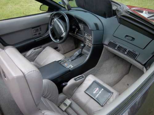antique 1990 convertible corvette w hardtop