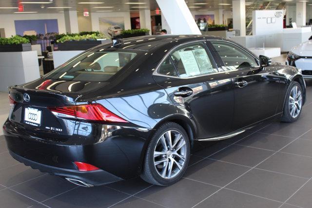 2018 lexus is 300 base