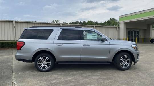 new 2024 ford expedition max xlt rwd