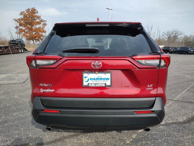 2021 toyota rav4 le