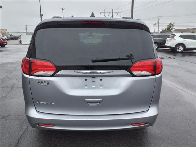 2021 chrysler voyager lxi