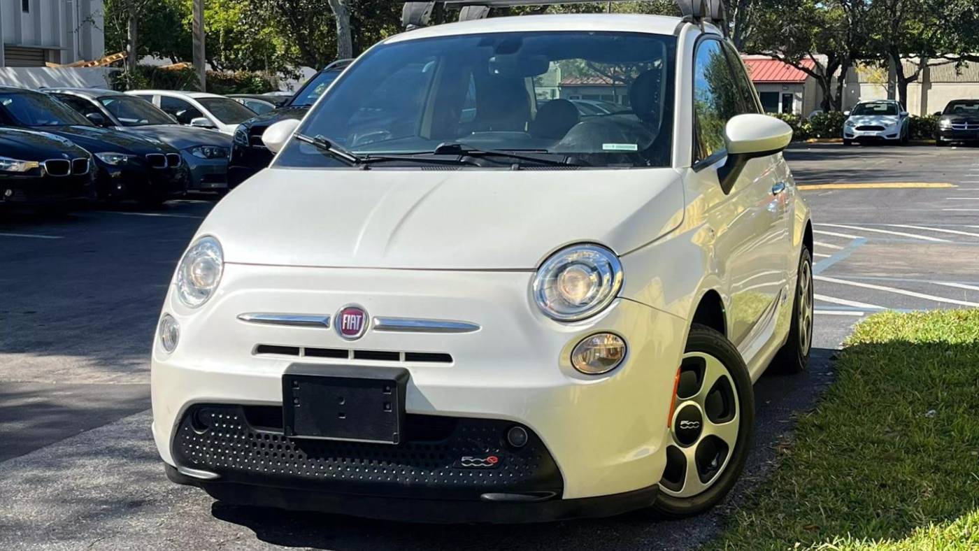 2018 fiat 500e base