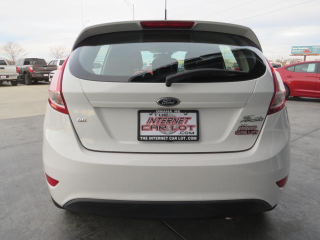 2017 ford fiesta se