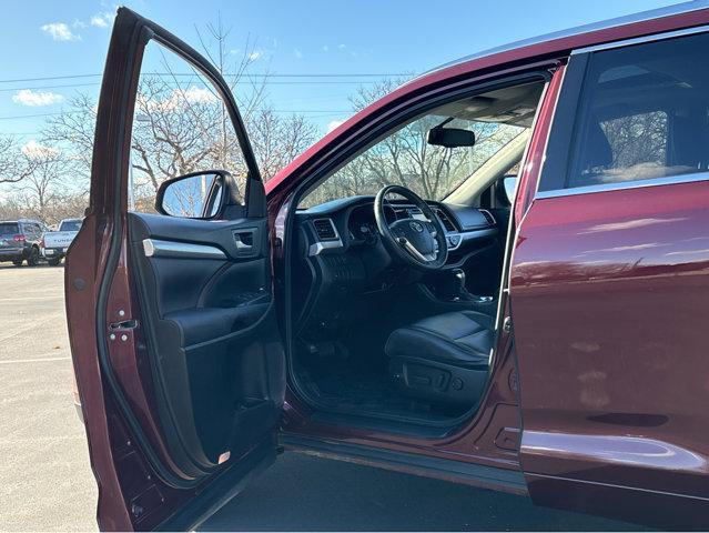 2016 toyota highlander xle