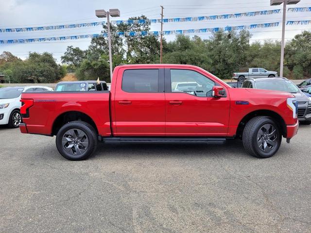 2024 ford f-150 lightning lariat