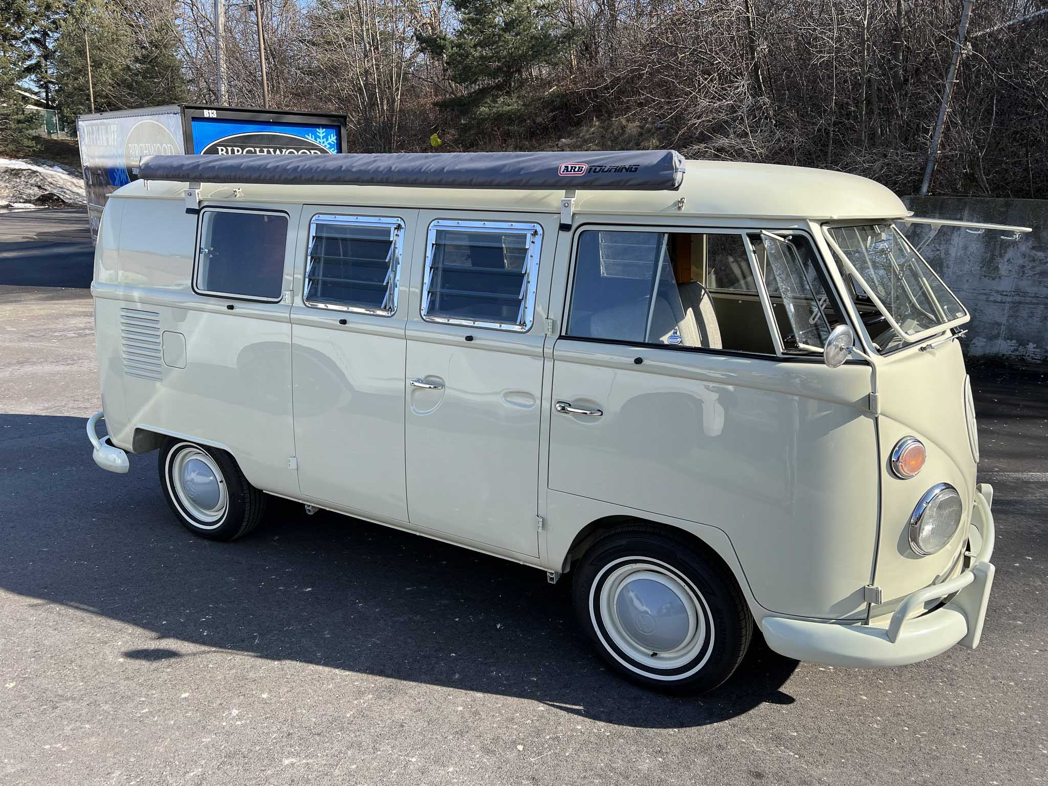 1967 volkswagen type 2 camper