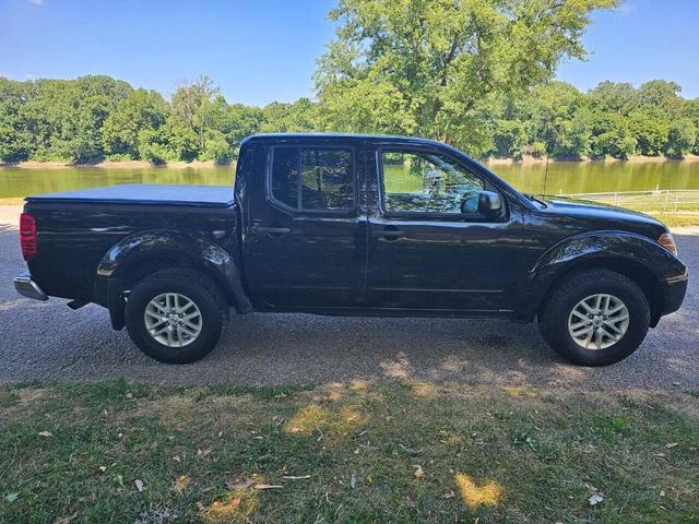 2017 nissan frontier sv