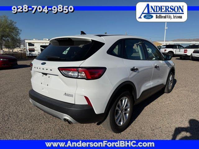 2022 ford escape s