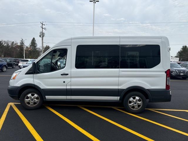 2017 ford transit-150 xlt