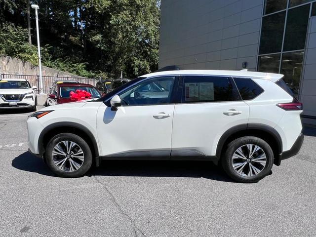 2021 nissan rogue sv