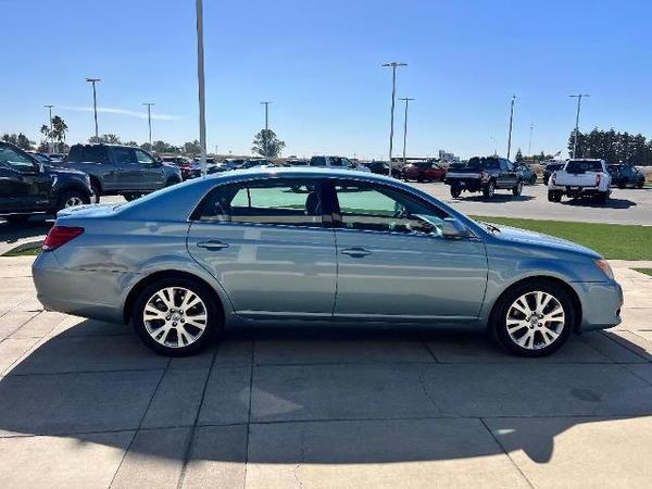 2008 toyota avalon in saint louis, missouri