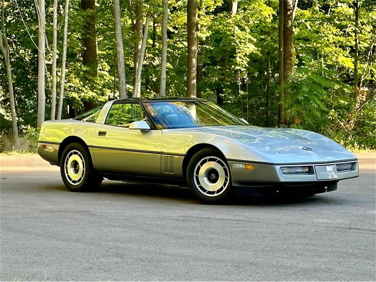 1985 chevrolet corvette