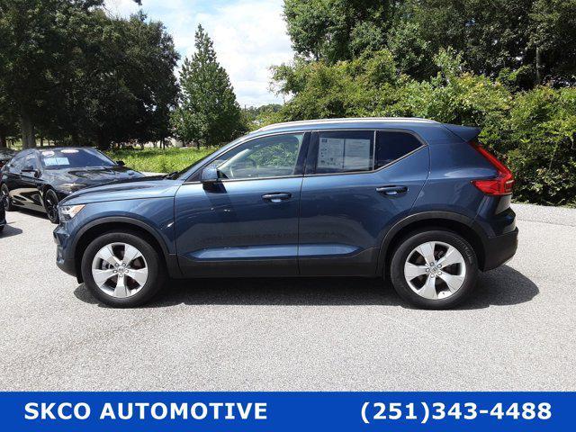 2021 volvo xc40 t4 momentum