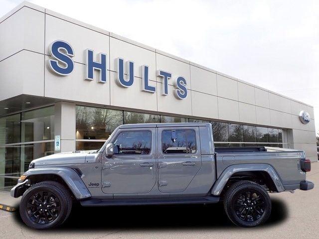 2023 jeep gladiator overland 4dr 4x4 crew cab 5 ft. box in pittsburgh, pennsylvania
