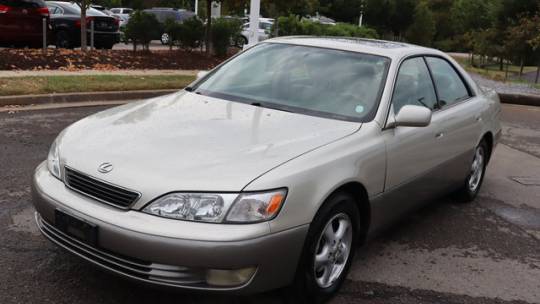 1998 Lexus ES 300 luxury sport sdn