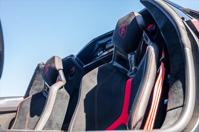 2017 lamborghini aventador lp750-4 superveloce