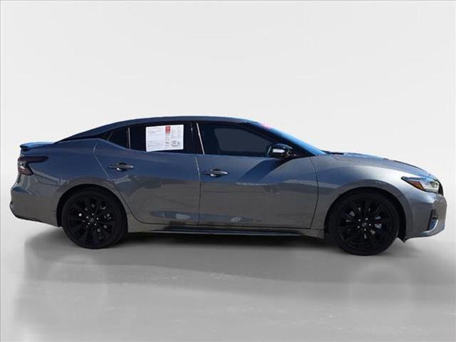 2023 nissan maxima sr