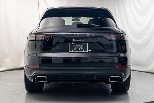 2021 porsche cayenne base