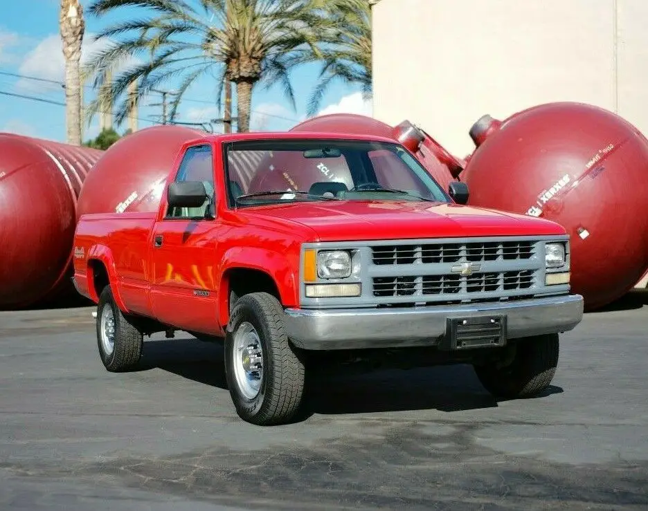 18k mile 1994 chevy 2500 4x4! clean car fax!