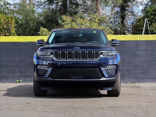 2023 jeep grand cherokee 4xe base
